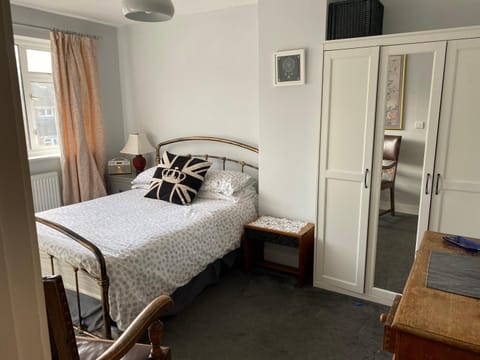 Private Room in a house in the Cotswolds Vacation rental in Wychavon District