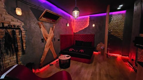 TV and multimedia, Seating area, Evening entertainment