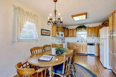 Little Red Cabin Cabin in Lake Junaluska