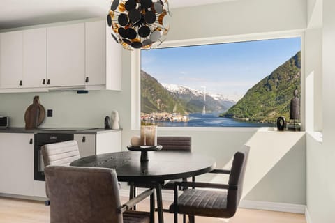 Natural landscape, Kitchen or kitchenette, Living room, Seating area, Dining area, Mountain view, Sea view