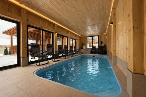 Swimming pool, Swimming pool, sunbed