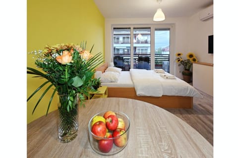 Bed, Photo of the whole room, Bedroom, pet friendly
