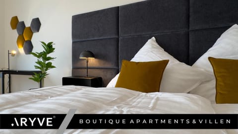 Property logo or sign, Photo of the whole room, Bedroom