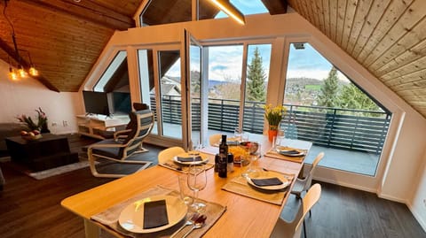 View (from property/room), Balcony/Terrace, Living room, Dining area