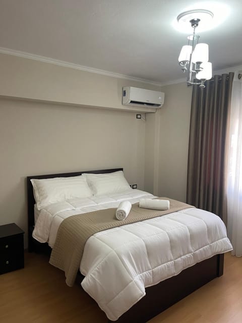 Bed, Bedroom, air conditioner