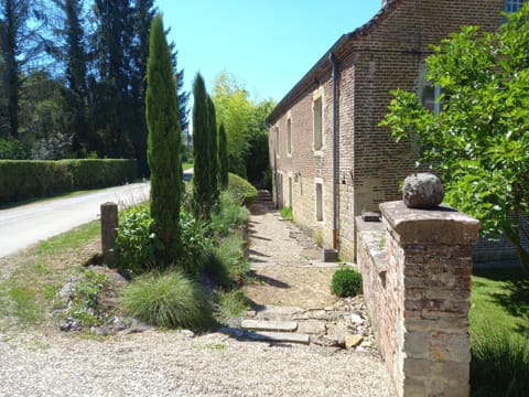 Moulin de Sauvagette Villa in Jura