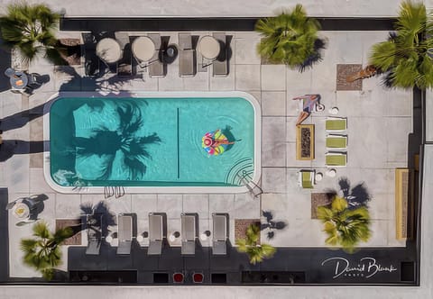 Property building, Swimming pool