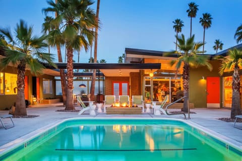 Property building, Balcony/Terrace