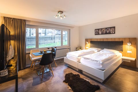 Living room, Bedroom