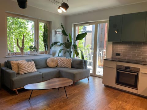 Kitchen or kitchenette, Living room, Seating area, Dining area, dishwasher, minibar, oven, stove