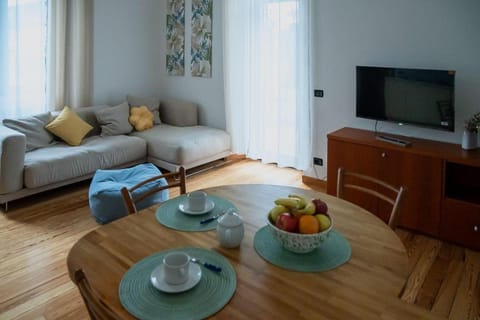 La Casa del Sole Apartment in Arona