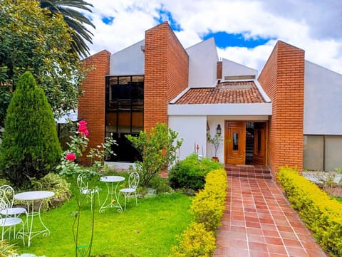 Property building, Garden