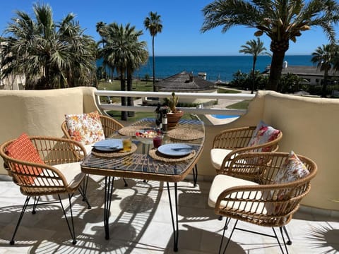 View (from property/room), Balcony/Terrace, Sea view