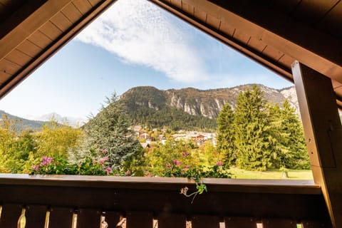 Natural landscape, View (from property/room), Balcony/Terrace, Mountain view