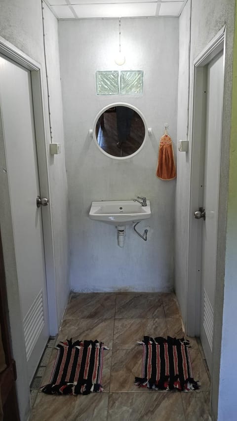 Mukda Hostel in Krabi Changwat