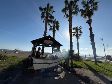 Bonito estudio carihuela con terraza, Wifi, playa a 150 metros Apartment in Torremolinos