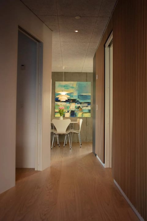 Decorative detail, Dining area