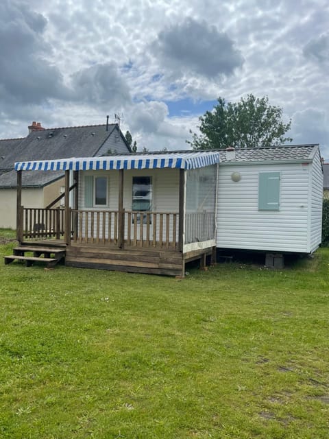 Property building, Garden view