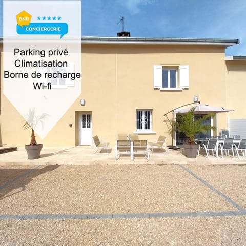 Property building, Patio