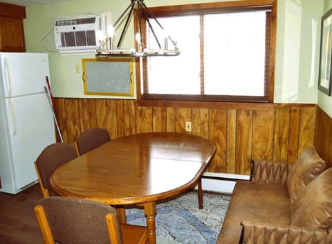 Red 5 Apartment in Grand Forks