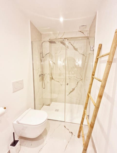 Maison Juliette Apartment in Clichy