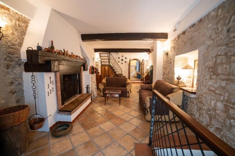 MAISON AL BACIO House in Province of Foggia