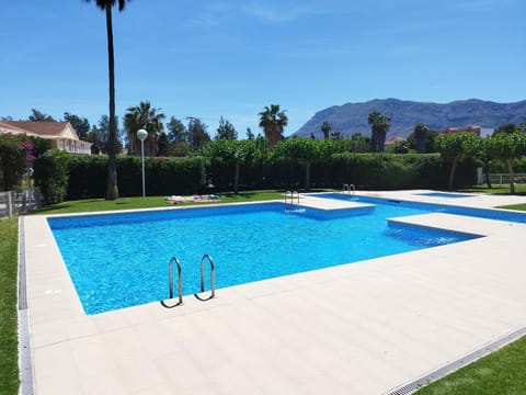 Mountain view, Pool view, Swimming pool