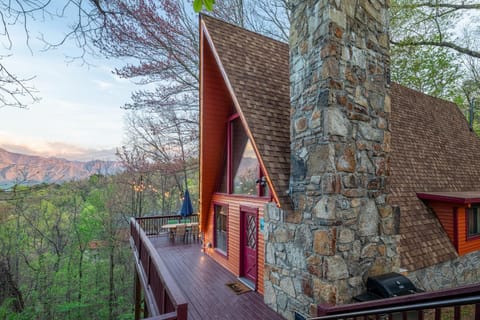 Property building, Natural landscape, View (from property/room), Balcony/Terrace, Mountain view