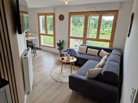 Happy Guest, 13 min Disneyland Paris Apartment in Bussy-Saint-Georges