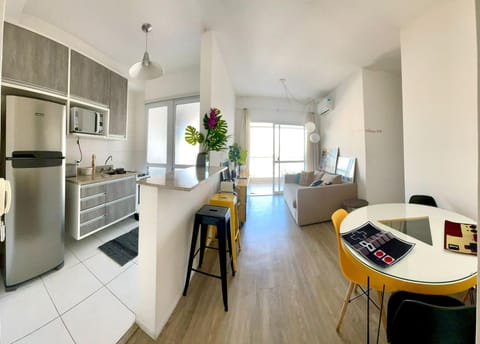 Kitchen or kitchenette, Kitchen or kitchenette, Living room, Seating area, Dining area, minibar, stove