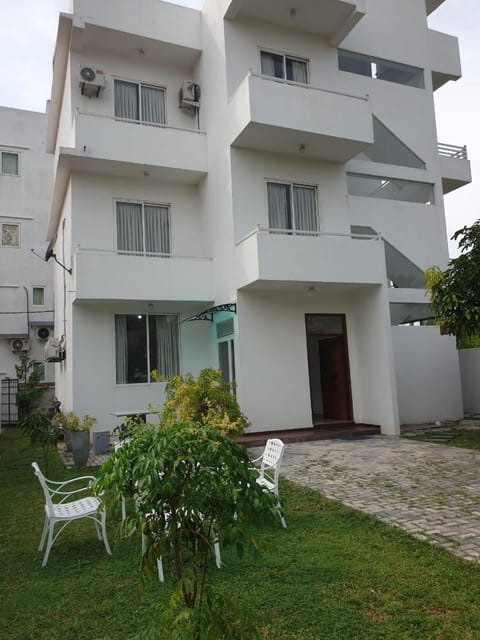 Property building, Garden, Garden view