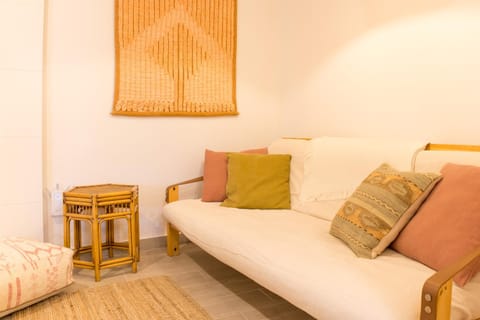 Living room, Photo of the whole room