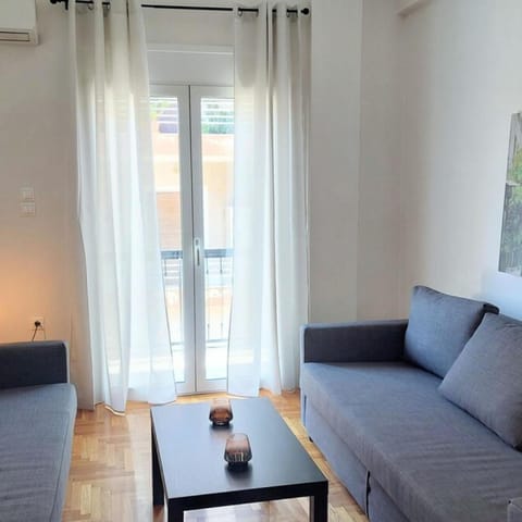 Sunny apartment in Acropolis Apartment in Athens
