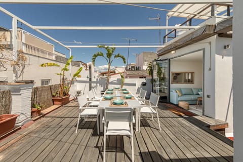 Shower, Solarium, Balcony/Terrace, Dining area
