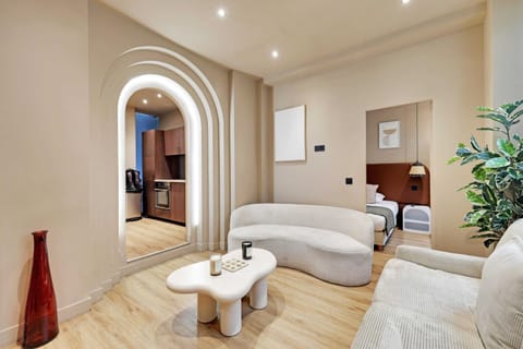 Elegant Home - 5BD-12P - Heart of 'Le Marais' Apartment in Paris