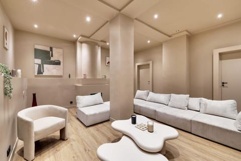 Elegant Home - 5BD-12P - Heart of 'Le Marais' Apartment in Paris