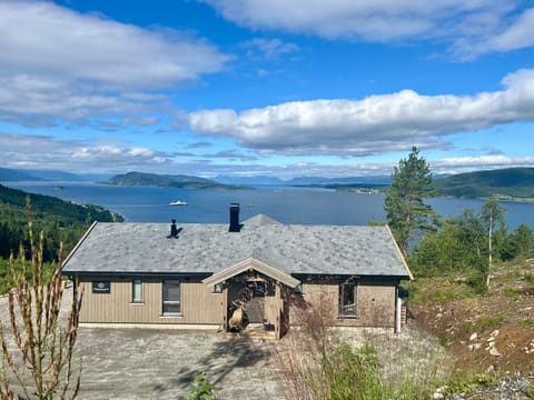 Property building, Natural landscape, Mountain view, Sea view