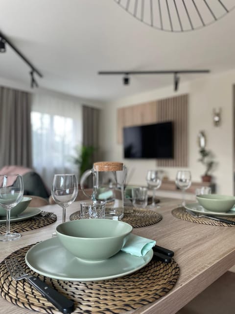 Communal lounge/ TV room, Dining area