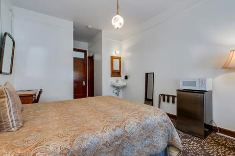 Ryan Hotel Inn in Wallace