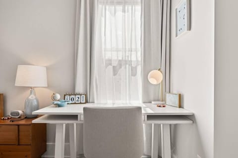 Charleston-themed House for 10! House in Goose Creek