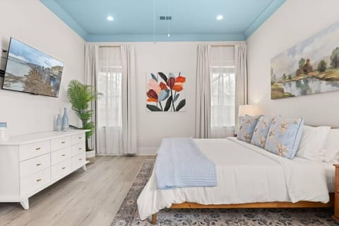 Charleston-themed House for 10! House in Goose Creek