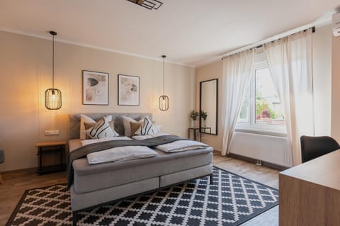 Bed, Living room, Photo of the whole room, Bedroom