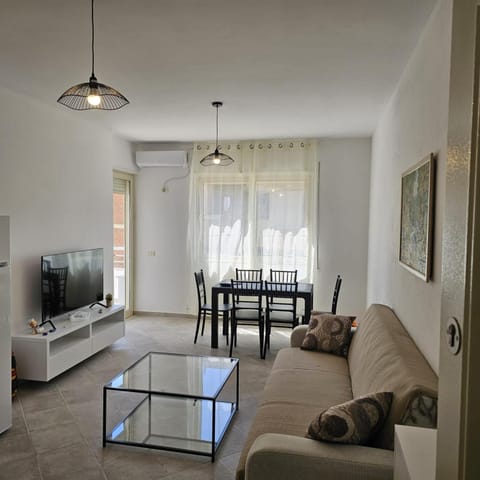 TV and multimedia, Dining area