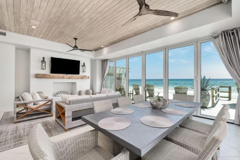 Devonshire West House in Seacrest