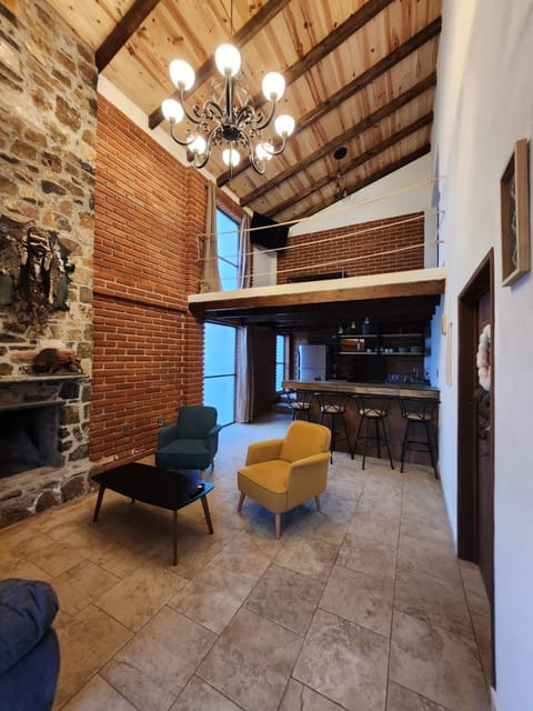 Villa Nidawi by Natut Huasca Villa in Hidalgo, Mexico