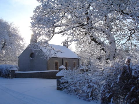 Facade/entrance, Winter