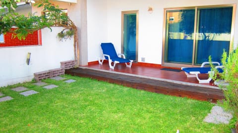 Balcony/Terrace, Garden view