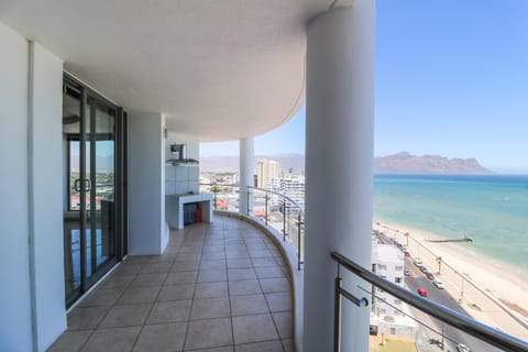 1402 Hibernian Towers Luxury Self Catering Apartment Strand Western Cape South Africa Apartment in Cape Town