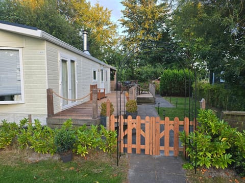 Property building, Garden, Garden view