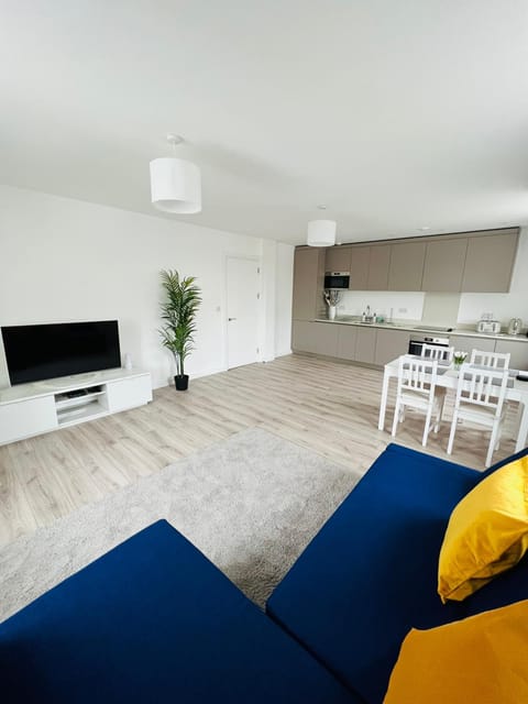 Living room, Dining area, kitchen